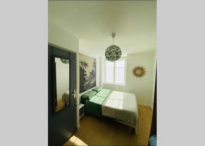 Appartement T2 rue du port de Cancale en baie du Mont Saint Michel