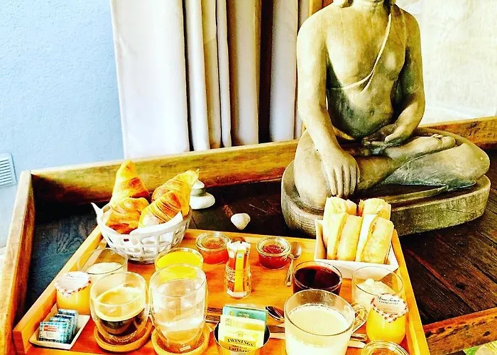 Nîmes Bed and Breakfast