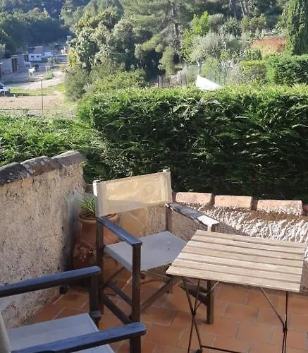 Bandol Maison De Campagne