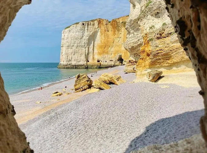 Appartements A 5 Minutes De La Mer A Pied Étretat