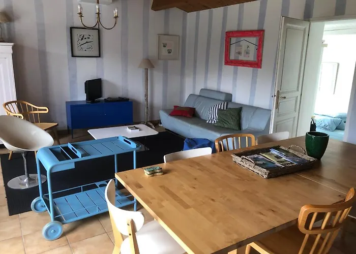 Maison 100 m plage, 2 kms du port Ile d'Yeu