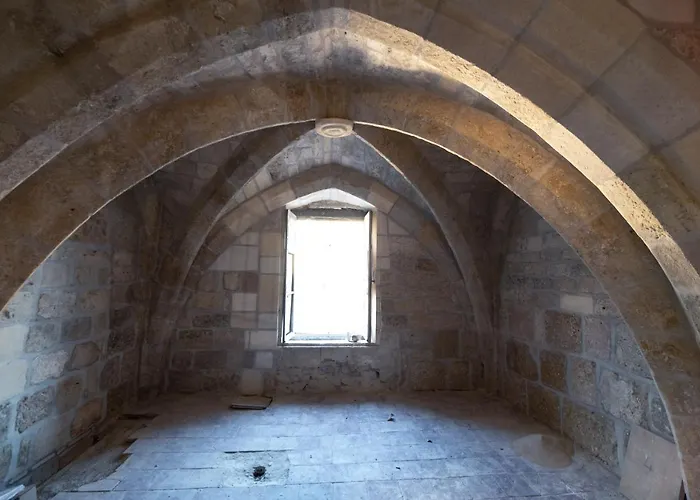 Chambre Lyre Maison de L'Église du Couvent Narbonne