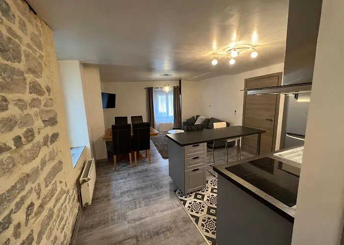 Logement entier : Superbe appartement centre ville Champagnole