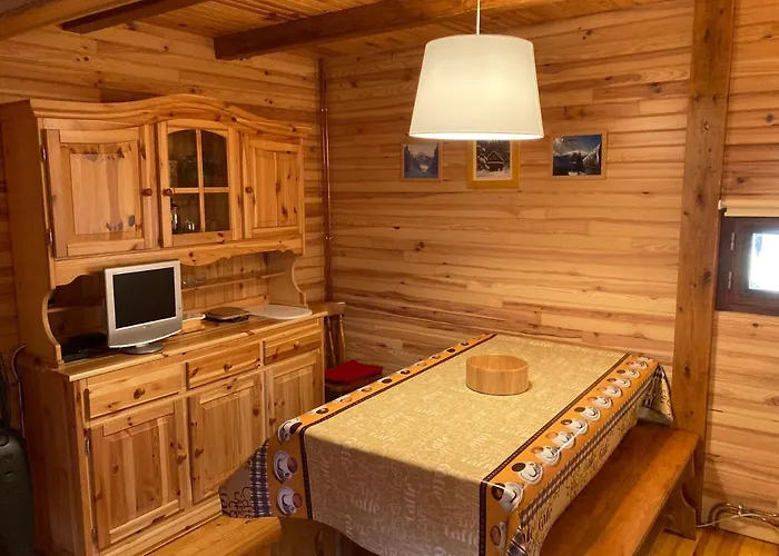 Chalet Le Balcon Du Sancy - Location Du Samedi Au Samedi - Linge De Lits Fournis - Option Menage Fin De Sejour Non Proposee Le Mont-Dore