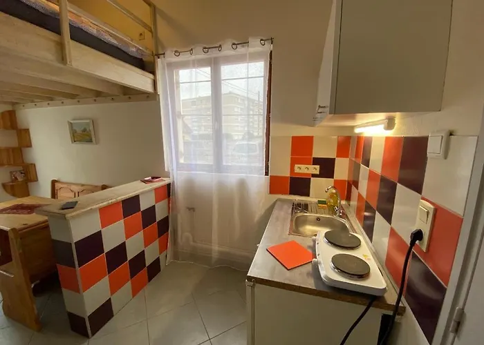 Appartement La Mezza - Wifi - stationnement - Terrasse à Troyes