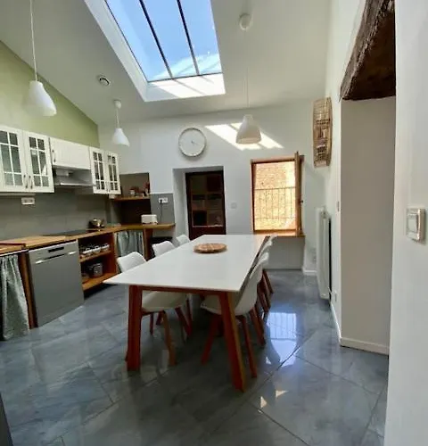 Appartement La Mansarde De L Abbaye à Cluny