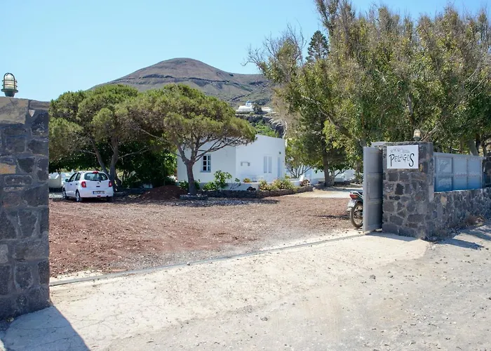 Paradisos Oia Tholos 