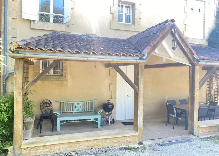 Résidence Les Trois Jardins avec WIFI et Parking gratuit Sarlat