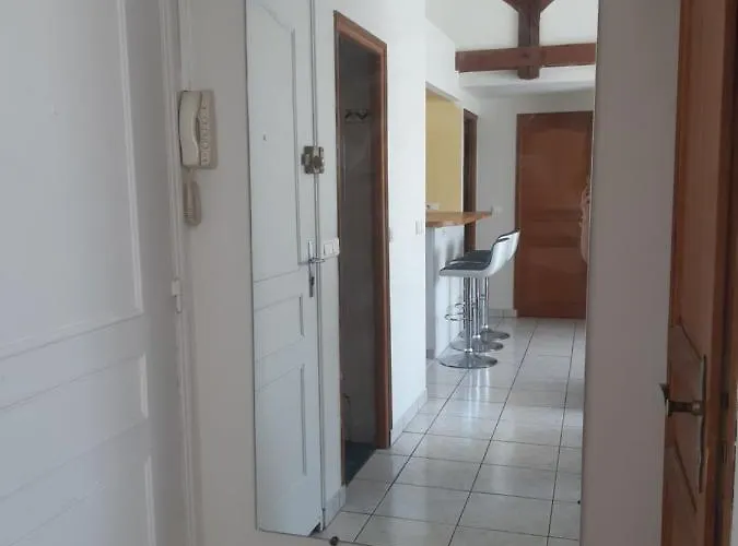 Boutique Appartement 72m² proche centre historique de Troyes