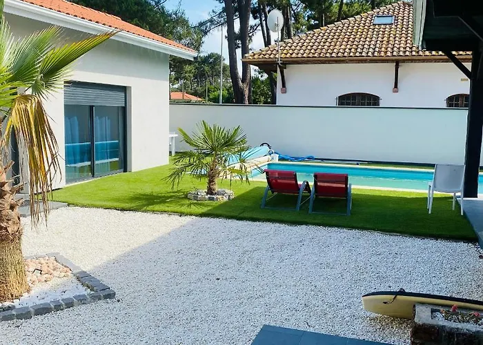 Villa Studio indépendant sur propriété avec piscine partagée à Biscarrosse avec Piscine