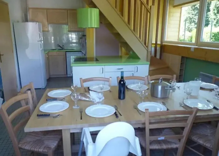 Maison lumineuse et spacieuse avec terrain La Bourboule