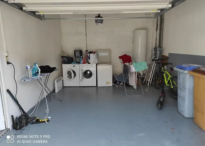 38 Maison entière,place de parking et garage pour moto velo a la demande Dunkirk