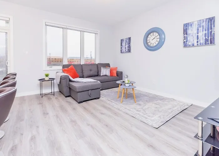 Villa Near Dt Ottawa - Contemporary 3Br Townhouse Privée