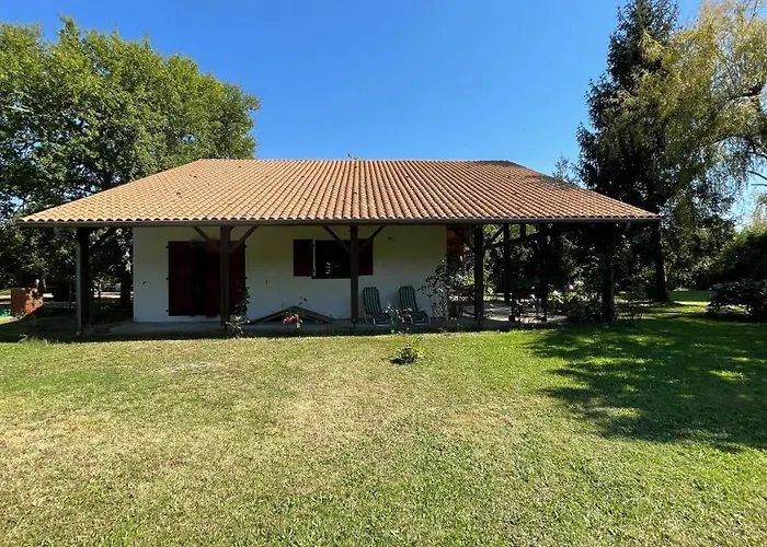 Villa au milieu des pins / bord du lac Biscarrosse