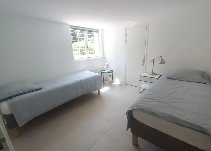 Arcachon Jolie maison de vacances avec 4 chambres et grand jardin
