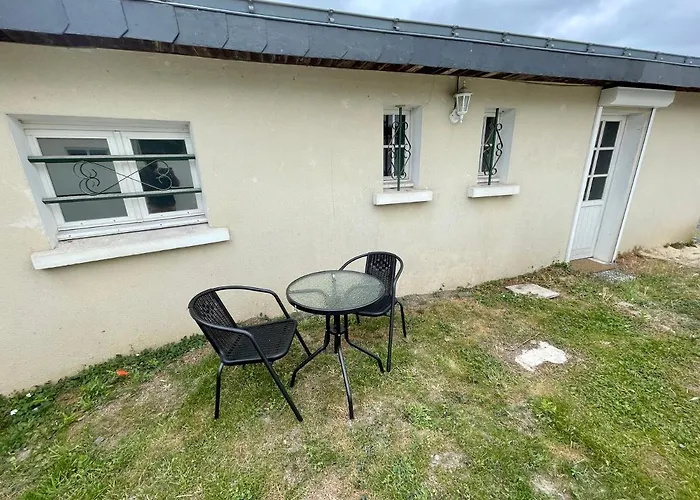 Hotel Le Petit Nid Douillet Spa Balneo à Angers