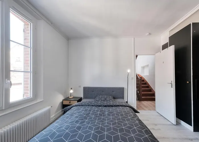 Villa Magnifique Maison Familiale Pleine De Charme à Évreux