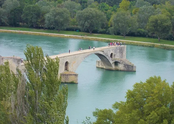 3 Bedroom Nice Home In Avignon