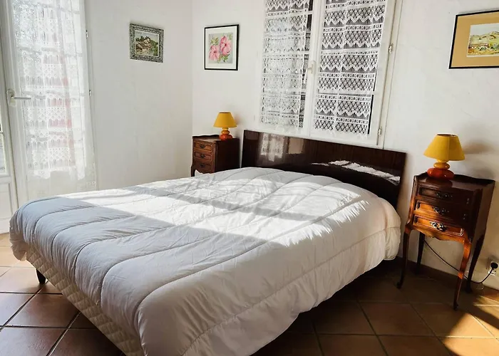 Belle Villa Basque Panoramique, 6 Couchages, A 7 Km De Cambo Et Des Thermes - Fr-1-495-29