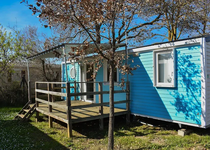 Camping Le Navarre *** Vias