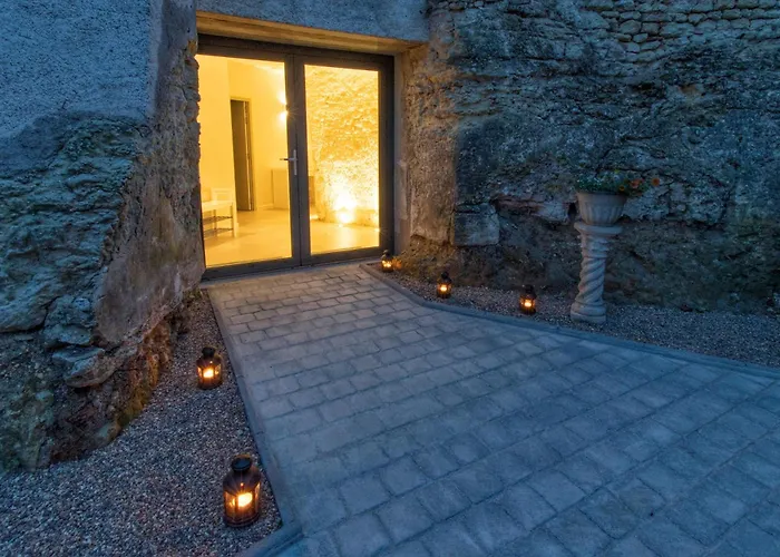 Gîte troglodyte - Troglo du Pontcher Montrichard Privée