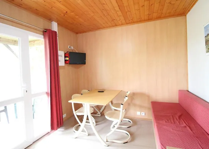 Villa Chalet Au Coeur Des Volcans D'Auvergne, 4 Pers., Terrasse, Tv, Proximite Salers Et Activites Outdoor - Fr-1-742-465
