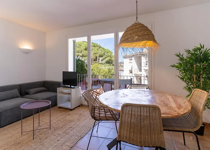 Apartamentos Casa Marea Calella Palafrugell Con Parking Calella De Palafrugell