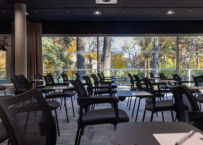 Hôtel Spa Restaurant Villa Castellane Gréoux-les-Bains - Hôtel 4 étoiles