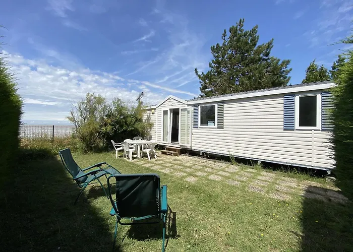 Mobile Home Excellente Situation, Proche Plage et Centre-ville, Idéal pour 4 Personnes - FR-1-709-56 Fouras Privée