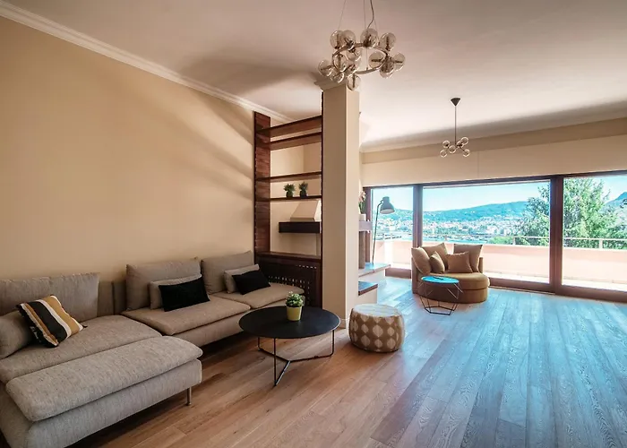 Joivy Villa Sofia Côme avec Piscine
