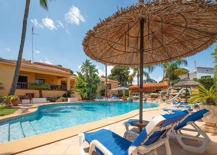 Villa With Private Pool And Tennis Court 150 Metres From The Sea-Villa El Olivo Dénia