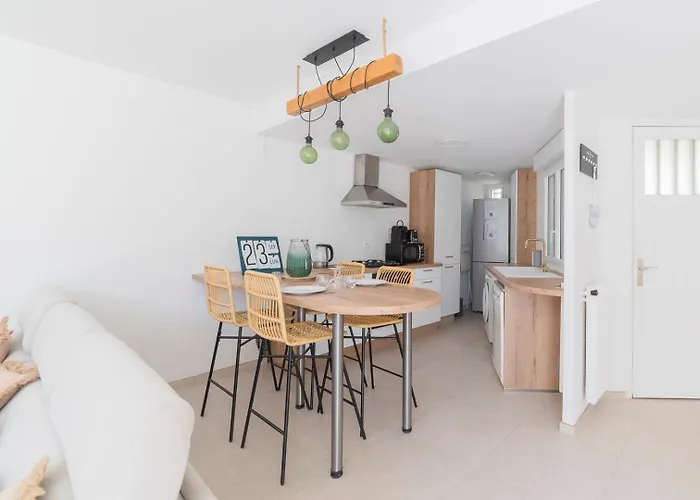 Villa Bord De Mer 6 Couchages Avec Jardin Et Garage La Grande Motte