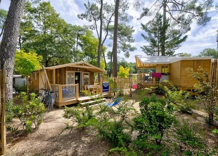 Camping 4 Etoiles - Piscine - Eeccfa Saint-Hilaire-de-Riez