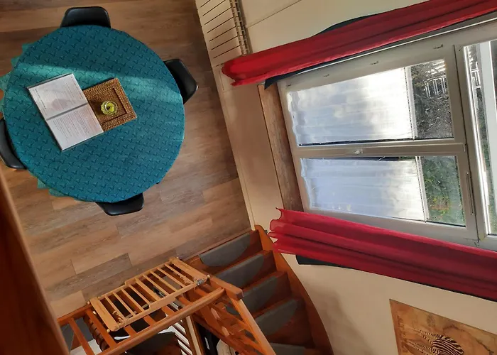 Duplex14h 1er étage jardinet 1 parking ou studio14B rdc terrasse sans parking La Rochelle 
