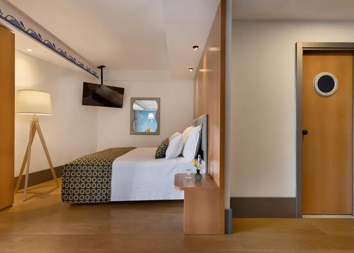 Club Hotel Eilat - All Suites Hotel