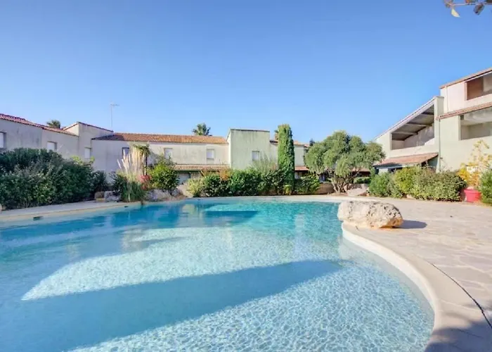 Pavillon pour 4 personnes dans une résidence avec piscine Valras-Plage avec Piscine