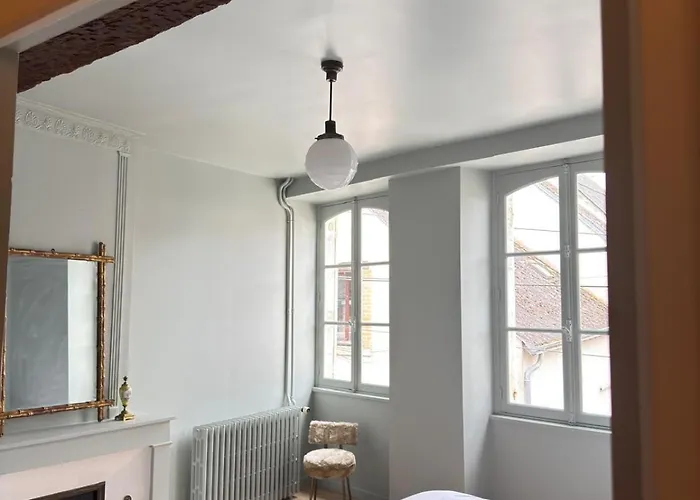 Maison de Beaugency centre boîte à clefs vélos dans la maison