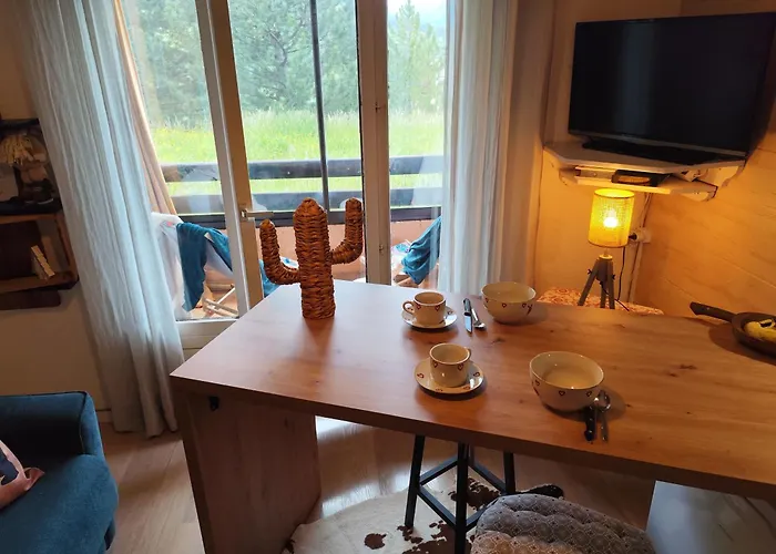Appartement Petit cocon plein sud vue montagnes Lesclesdenicole à Barcelonnette