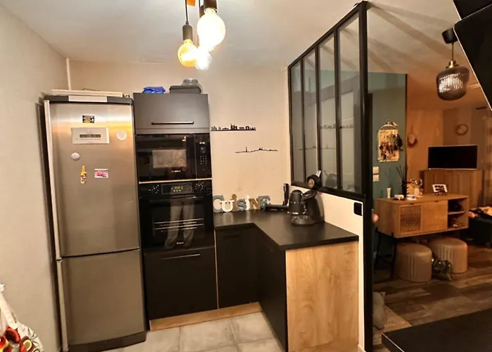 Agréable maison de ville dans quartier calme Bourges Privée