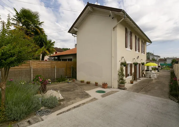 Charming Stay In Heart Of Dax Privée