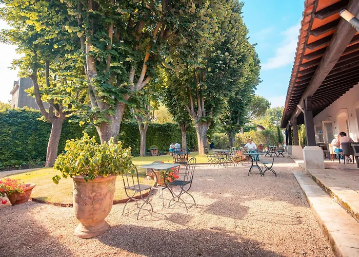 Carcassonne Hotels