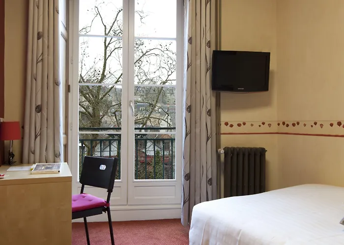 Logis Hôtel Duquesne Nantes