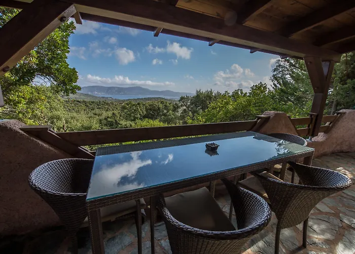 Porto-Vecchio (Corsica) Hotel qui Accepte les Chiens