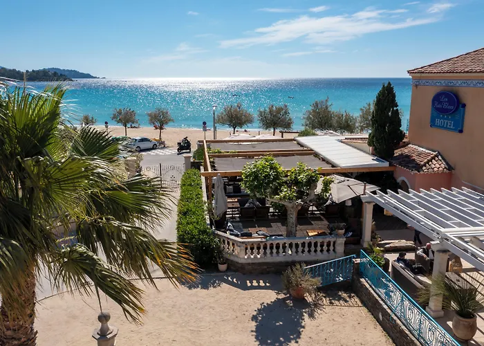 Hotel Les Flots Bleus Le Lavandou