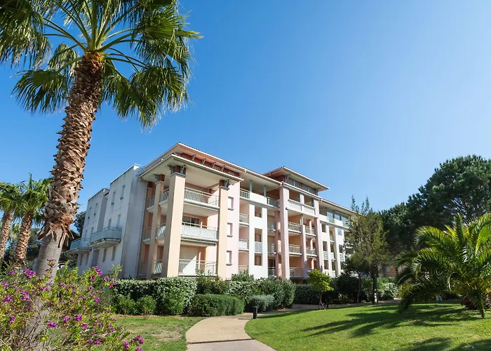 Fréjus Hôtels de Plage