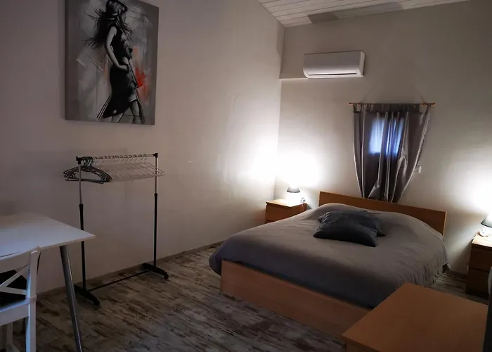 Villa HELLO Location 15 personnes Draguignan avec Piscine