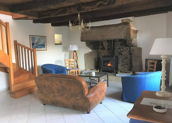 Maison bretonne rénovée WIFI avec grand jardin à TREBEURDEN - Réf 675 Privée