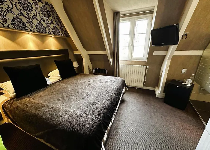 Hotel Le Manoir du Lys, The Originals Relais  à Bagnoles de l'Orne Normandie Avec Terrain de Golf