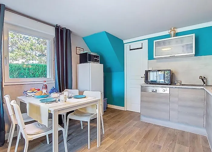 Holiday Home Ty-Rozen By Interhome Locquirec