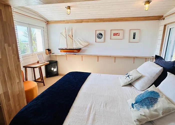 Boutique La Cabine côté mer et côté jardin à la VILLA PLEIN VENT Barneville-Carteret